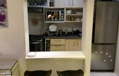 Imagem: O apartamento possui 1 Dormitório, 1 Banheiro, 2 Vagas na garagem