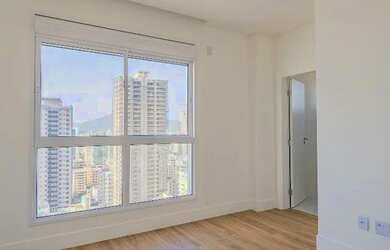 Imagem 13: Lindo Apartamento Frente Avenida Nereu Ramos 2ª Quadra do MAR Novo Meia...