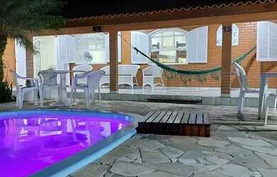 Imagem 10: Casa com piscina em Guaratuba - A uma quadra e meia da praia