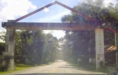 Imagem: A casa possui 2 Dormitórios, 2 Banheiros, 2 Vagas na garagem