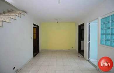 Imagem: A casa possui 5 Banheiros, 5 Vagas na garagem, 550m² de Área