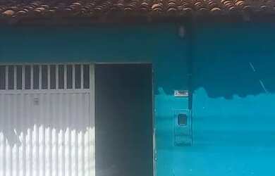 Imagem: A casa possui 2 Dormitórios, 3 Banheiros, 1 Vaga na garagem