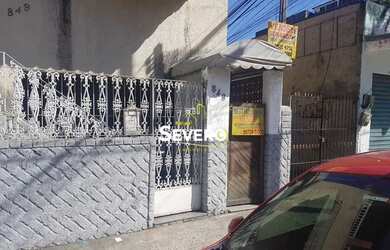 Imagem: A casa possui 3 Dormitórios, 5 Banheiros e 207m² de Área