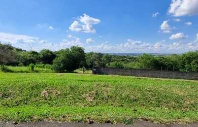 Imagem: O terreno possui 1000m² de Área e está localizado em Loteamento