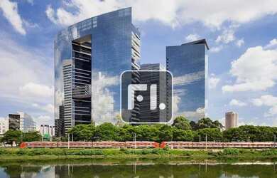 Imagem: O depósito possui 5 Vagas na garagem, 1.464m² de Área e