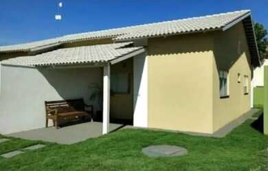 Imagem: A casa em condomínio possui 2 Dormitórios, 2 Banheiros, 2