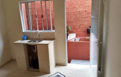 Imagem 1: Alugo casa novinha