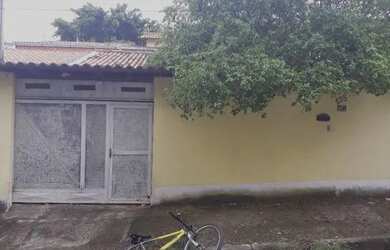 Imagem: A casa em condomínio possui 3 Dormitórios, 2 Banheiros, 2