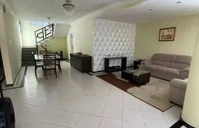 Imagem 3: Casa na Atalaia -. 568m² de Área, 3 Vagas na garageme4 Dormitórios