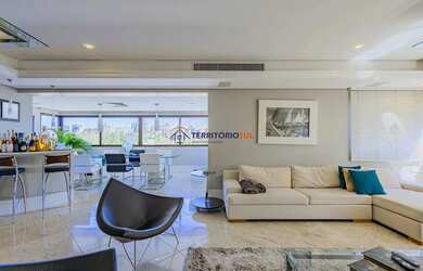 Imagem: O apartamento possui 3 Dormitórios, 5 Banheiros, 3 Vagas na