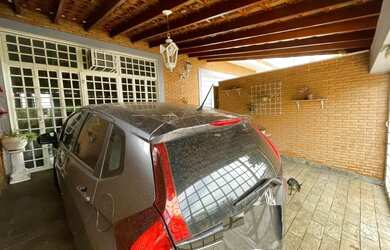 Imagem 3: Casa mista, no Bairro Jardim América, Zona Sul de Ribeirão Preto/SP