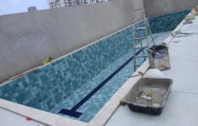 Imagem: A casa possui 4 Dormitórios, 3 Banheiros, 2 Vagas na garagem