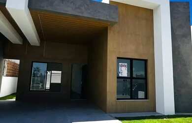 Imagem: A casa em condomínio possui 3 Dormitórios, 3 Banheiros, 2