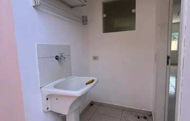 Imagem 8: Sobrado para aluguel tem 70 metros quadrados com 2 quartos em Centro -...