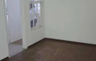 Imagem 2: Imóvel para venda com 50 metros quadrados com 2 quartos em Aterrado - Volta Redonda - RJ