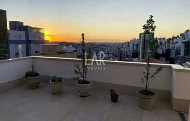 Imagem: O apartamento na cobertura possui 4 Dormitórios, 4 Banheiros