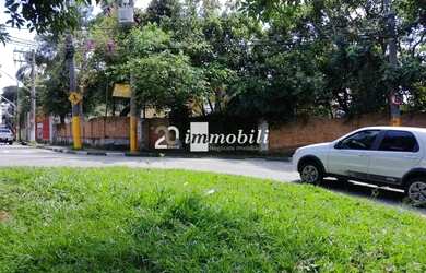 Imagem: O terreno possui 1.819m² de Área e está localizado em Vila