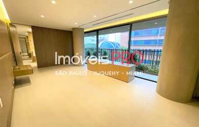 Imagem: O apartamento possui 4 Dormitórios, 5 Banheiros, 5 Vagas na