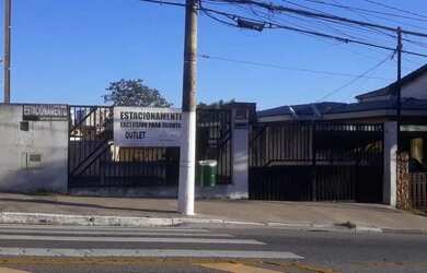 Imagem: O terreno possui 330m² de Área e está localizado em Vila