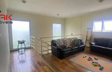 Imagem: A casa em condomínio possui 3 Dormitórios, 5 Banheiros, 3