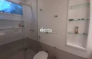 Imagem 11: Casa no condomínio Jardins Barcelona disponível para venda em Uberlândia-MG