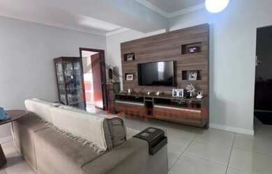 Imagem 2: Casa à venda no João Paulo II, Pouso Alegre - Excelente localização!