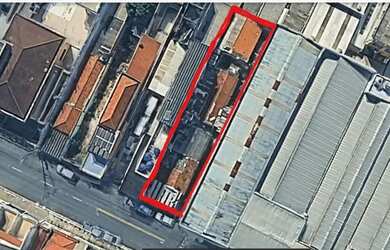 Imagem: O terreno possui 375m² de Área e está localizado em Vila