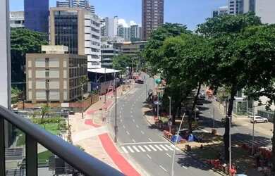 Imagem: O apartamento possui 1 Dormitório, 1 Banheiro, 1 Vaga na garagem