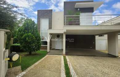 Imagem: A casa em condomínio possui 3 Dormitórios, 5 Banheiros, 4