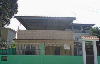 Imagem: A casa possui 2 Dormitórios, 1 Banheiro, 1 Vaga na garagem