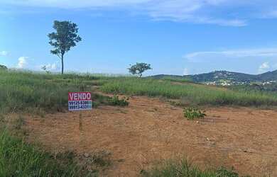 Imagem: O terreno possui 240m² de Área e está localizado em Altaville