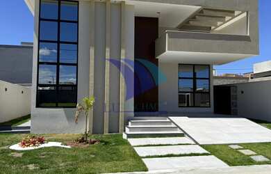 Imagem: A casa possui 3 Dormitórios, 3 Banheiros, 4 Vagas na garagem