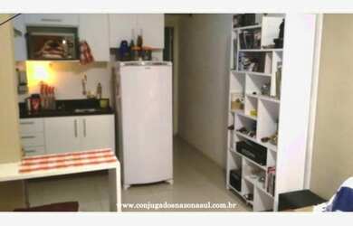 Imagem: O apartamento possui 1 Dormitório, 1 Banheiro, 50m² de Área