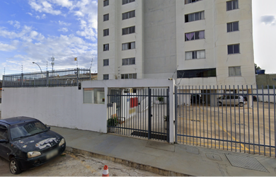 Imagem: O apartamento possui 2 Dormitórios, 1 Suíte, 1 Banheiro, 1