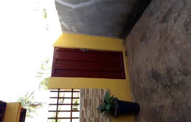 Imagem: A casa possui 2 Dormitórios, 1 Suíte, 2 Banheiros, 2 Vagas