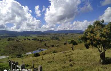 Imagem: O apartamento possui 1.400.000m² de Área e está localizado