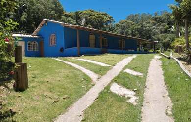 Imagem: A fazenda possui 3 Dormitórios e 1 Banheiro e está localizado