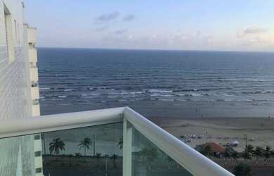 Imagem: O apartamento possui 2 Dormitórios, 1 Suíte, 2 Banheiros