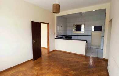 Imagem: O apartamento possui 3 Dormitórios, 1 Suíte, 2 Banheiros