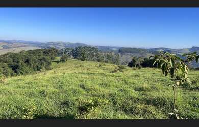Imagem 16: Fazenda de 71 há em São Tiago MG