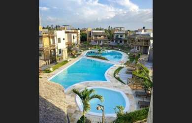 Imagem: A pousada chalé possui 2 Dormitórios, 2 Suítes, 2 Banheiros