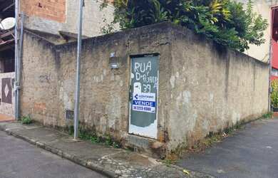 Imagem: A casa possui 1 Dormitório, 1 Banheiro e 69m² de Área e está