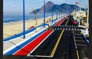 Imagem: O terreno possui 378-0m² de Área e está localizado em Itaipuaçu