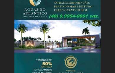 Imagem: O terreno possui 1.111m² de Área, 420m² de Área Privada