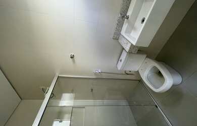 Imagem: A casa possui 3 Dormitórios, 1 Suíte, 3 Banheiros, 3 Vagas