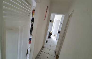 Imagem: O apartamento possui 3 Dormitórios, 1 Banheiro, 80m² de Área