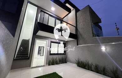 Imagem: A casa possui 2 Dormitórios, 1 Suíte, 1 Banheiro, 2 Vagas