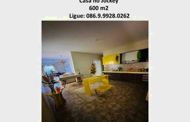 Imagem 3: Casa no Jockey - 601 m2. 601m² de Área, 3 Vagas na garageme4 Dormitórios