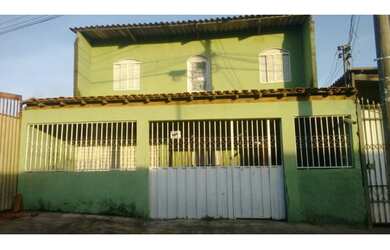 Imagem: A casa possui 2 Dormitórios, 2 Banheiros, 1 Vaga na garagem