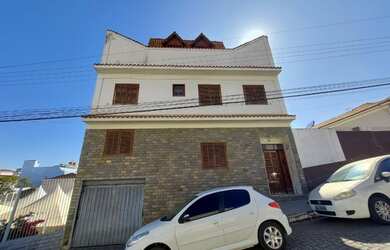 Imagem: O apartamento possui 3 Dormitórios, 1 Suíte, 2 Banheiros